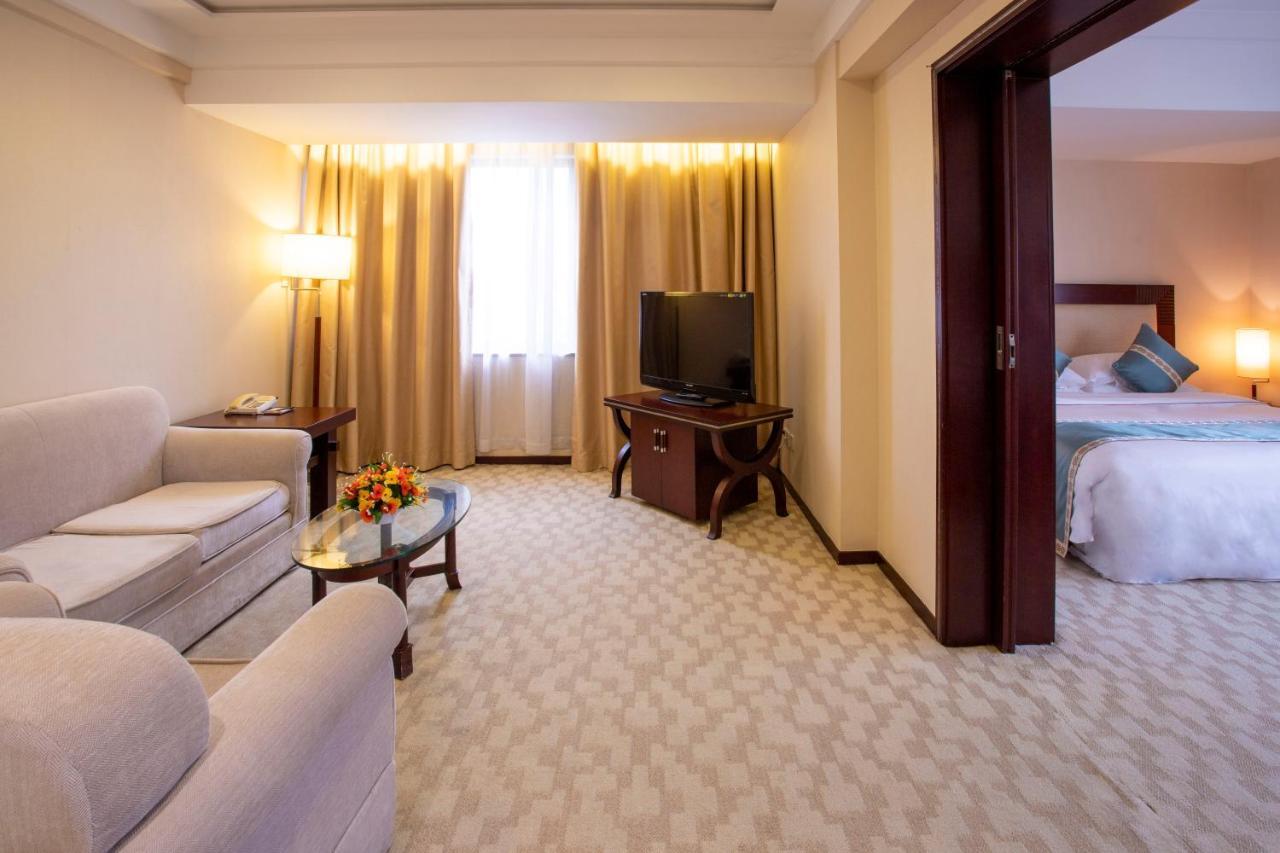 גואנגג'ואו Guangdong Victory Hotel -Shamian Island מראה חיצוני תמונה