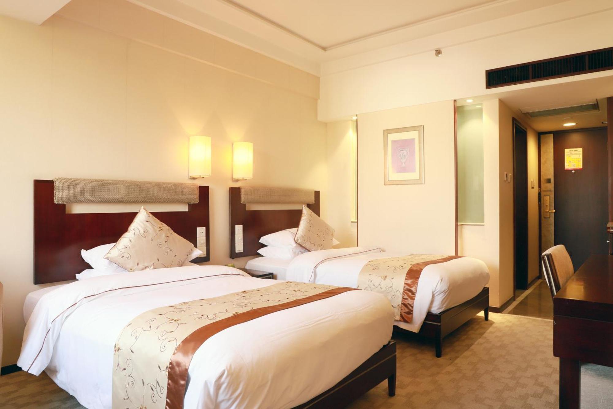 גואנגג'ואו Guangdong Victory Hotel -Shamian Island מראה חיצוני תמונה